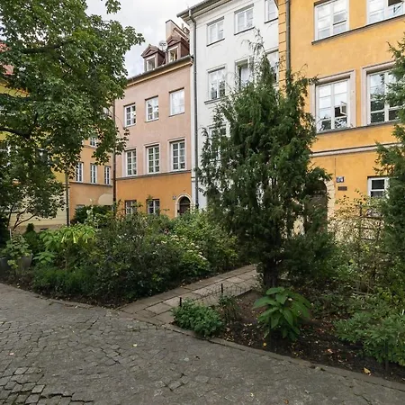 Rent Like - Piwna 17/19 * Warsaw
